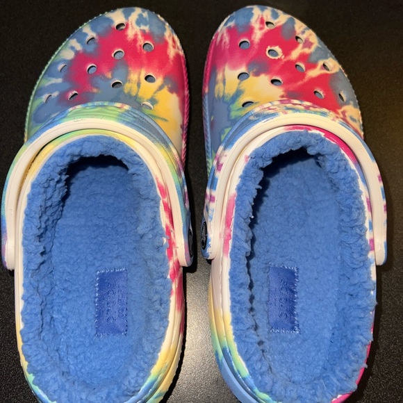 crocs - Picture 3 of 6